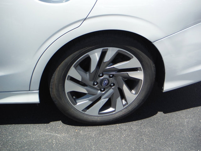 Used 2024 Subaru Legacy Limited AWD/4WD image 3