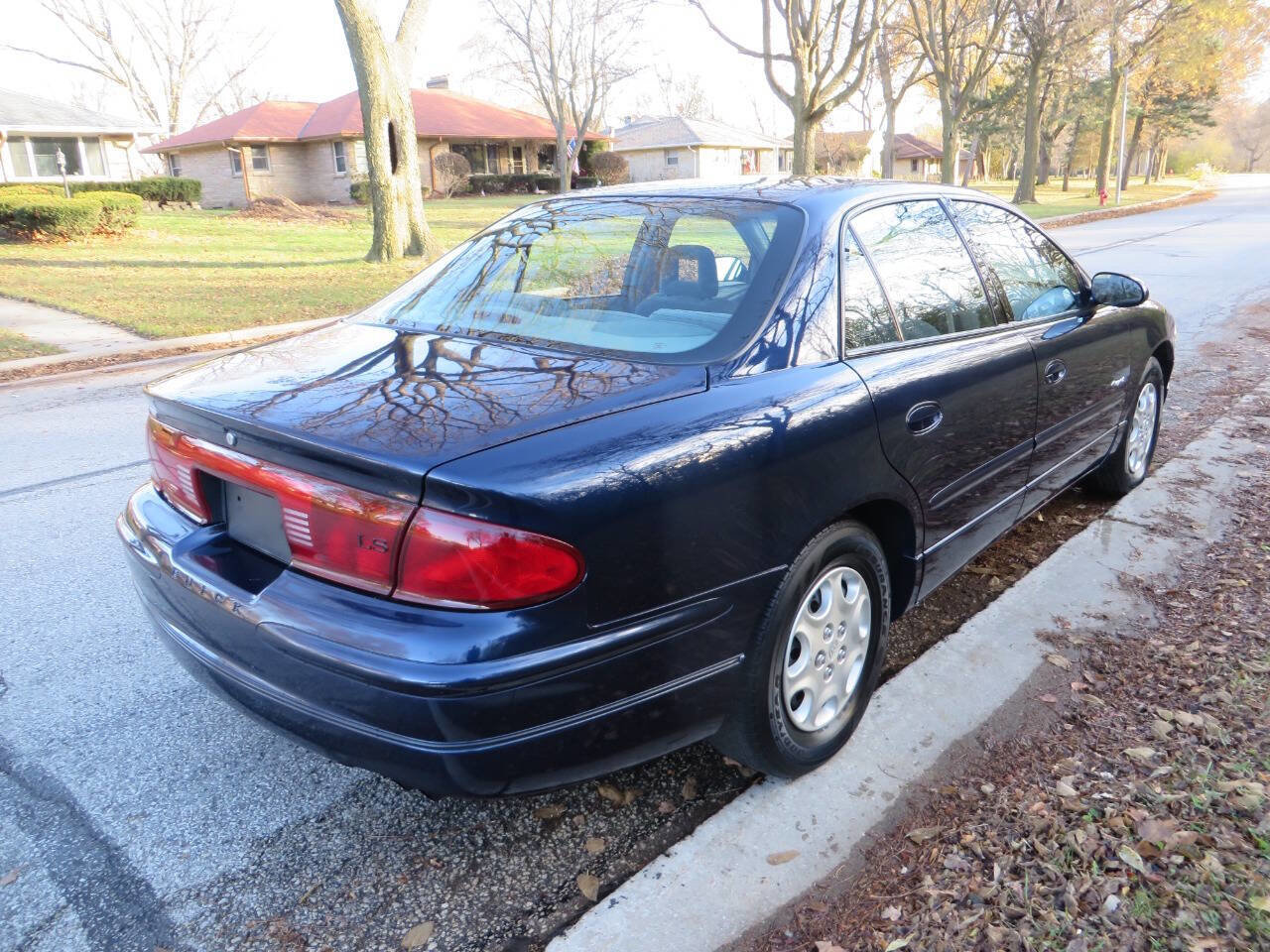 Used 2001 Buick Regal LS w/ Premium Pkg image 5