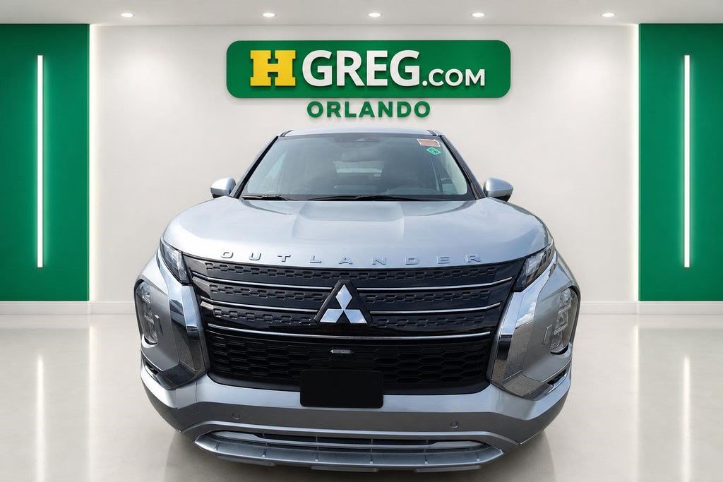 Used 2024 Mitsubishi Outlander SE AWD/4WD image 7