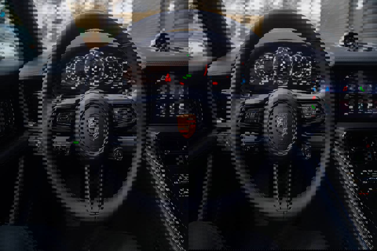 New 2026 Porsche Panamera 4S image 13