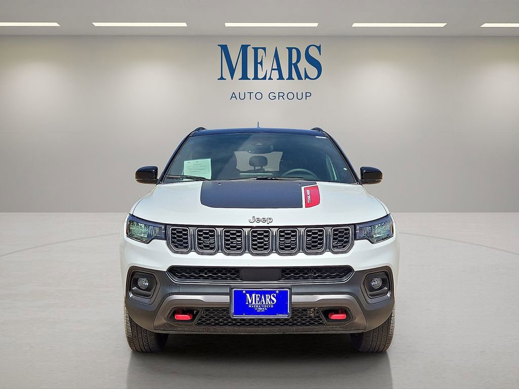 Used 2025 Jeep Compass Trailhawk AWD/4WD image 8