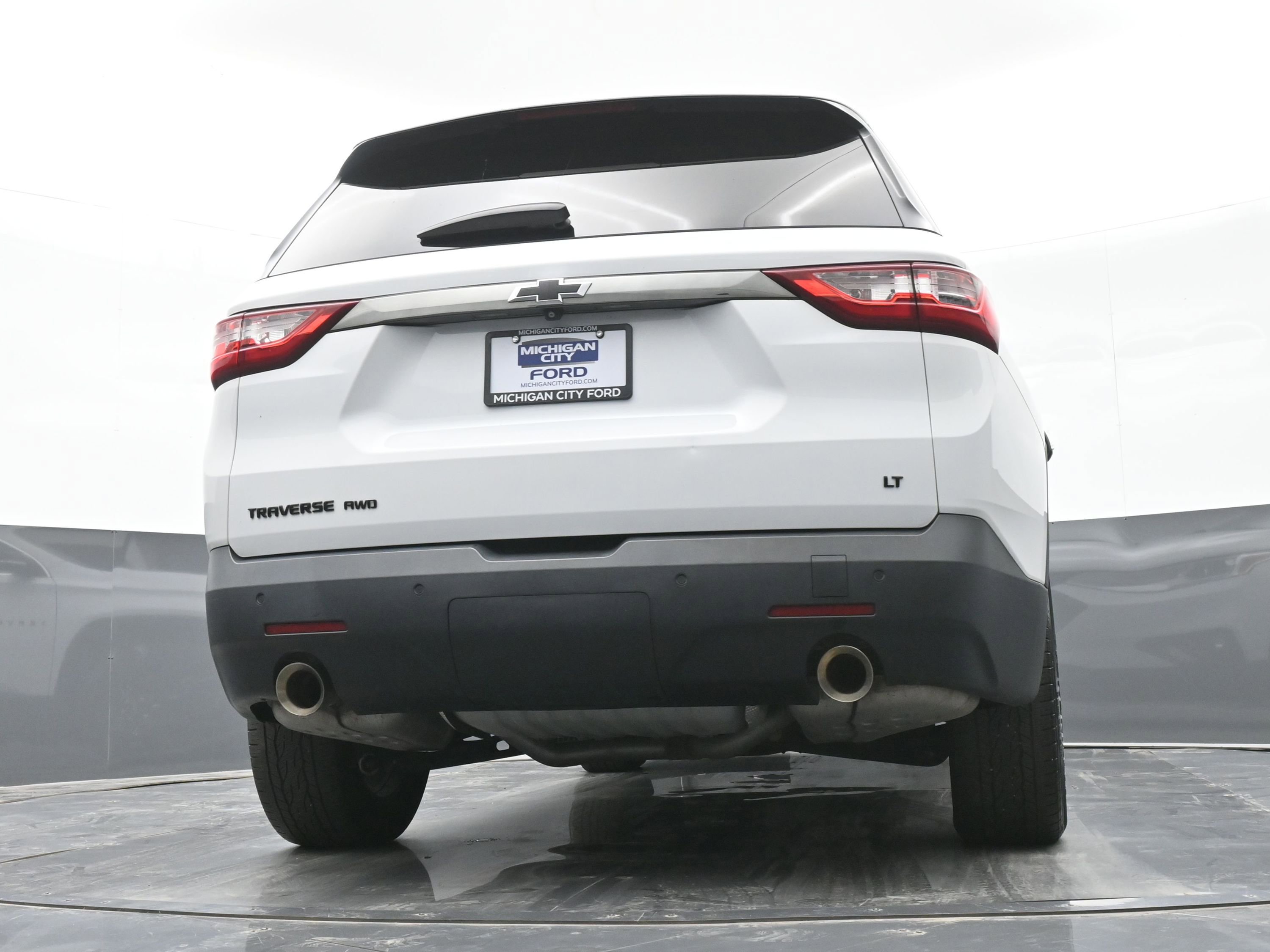 Used 2021 Chevrolet Traverse LT w/ LPO, Blackout Package image 40