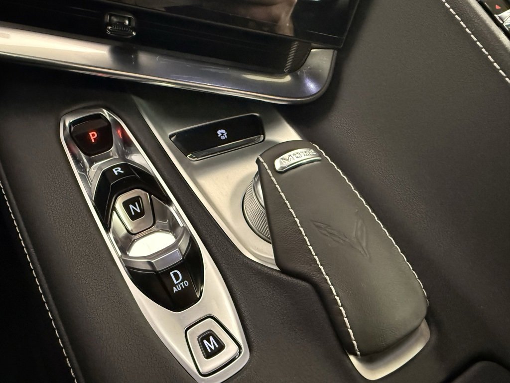 Used 2024 Chevrolet Corvette Stingray w/ Z51 Performance Package image 25