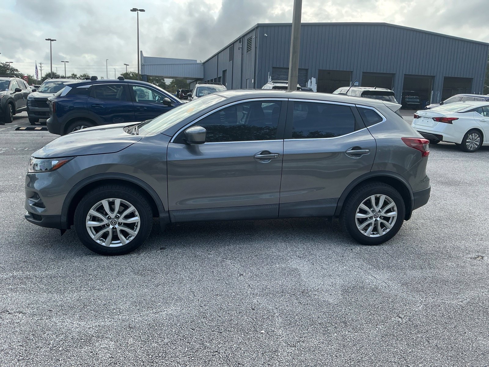 Certified 2020 Nissan Rogue Sport S w/ Appearance Package FWD image 5