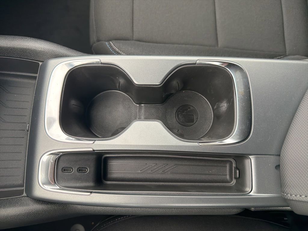 New 2026 Chevrolet Equinox EV LT image 14