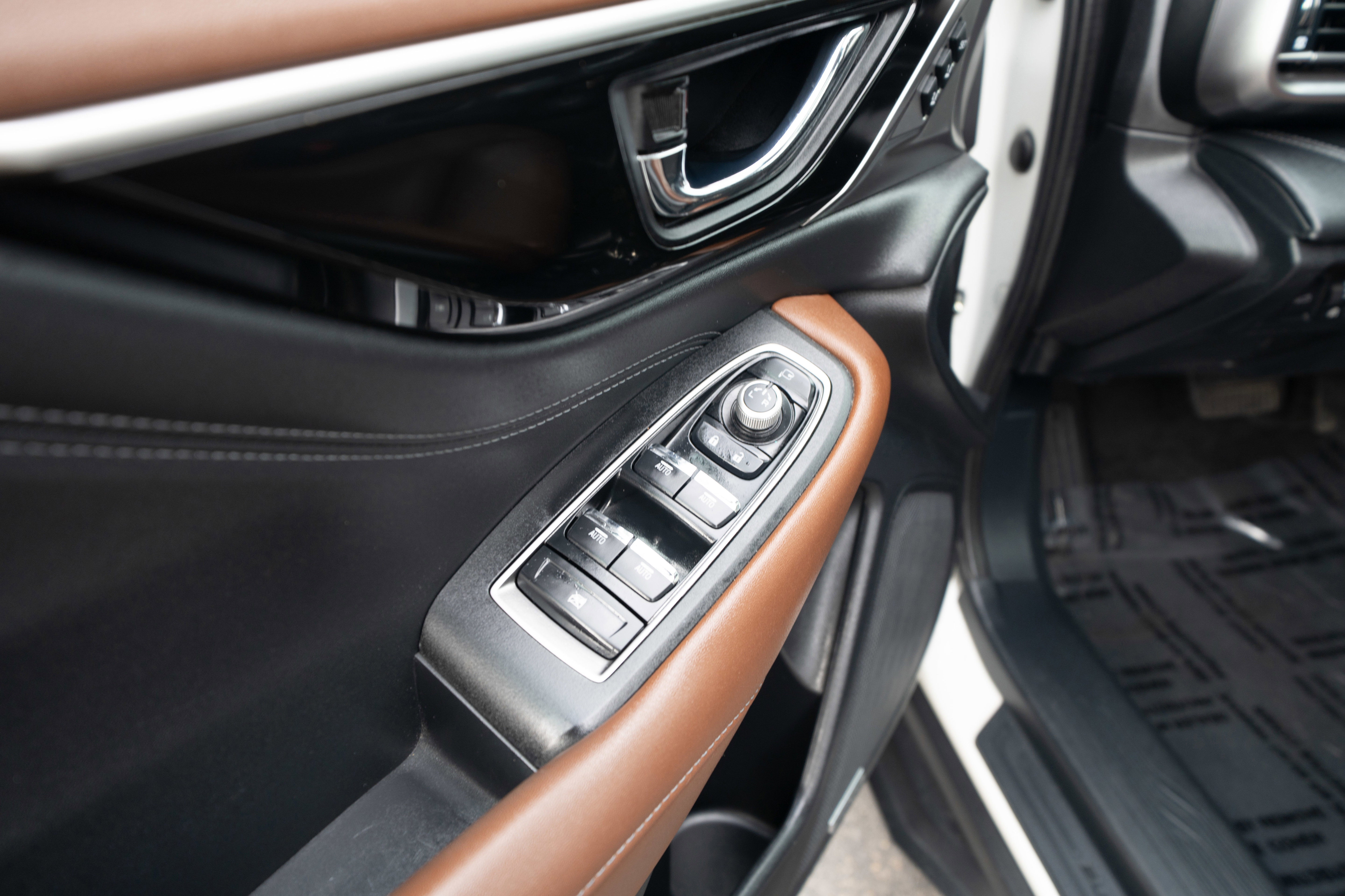 Used 2021 Subaru Outback Touring w/ Popular Package #2 image 7