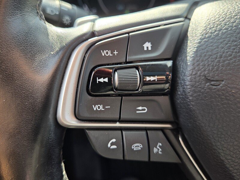 Used 2020 Honda Accord Touring image 32