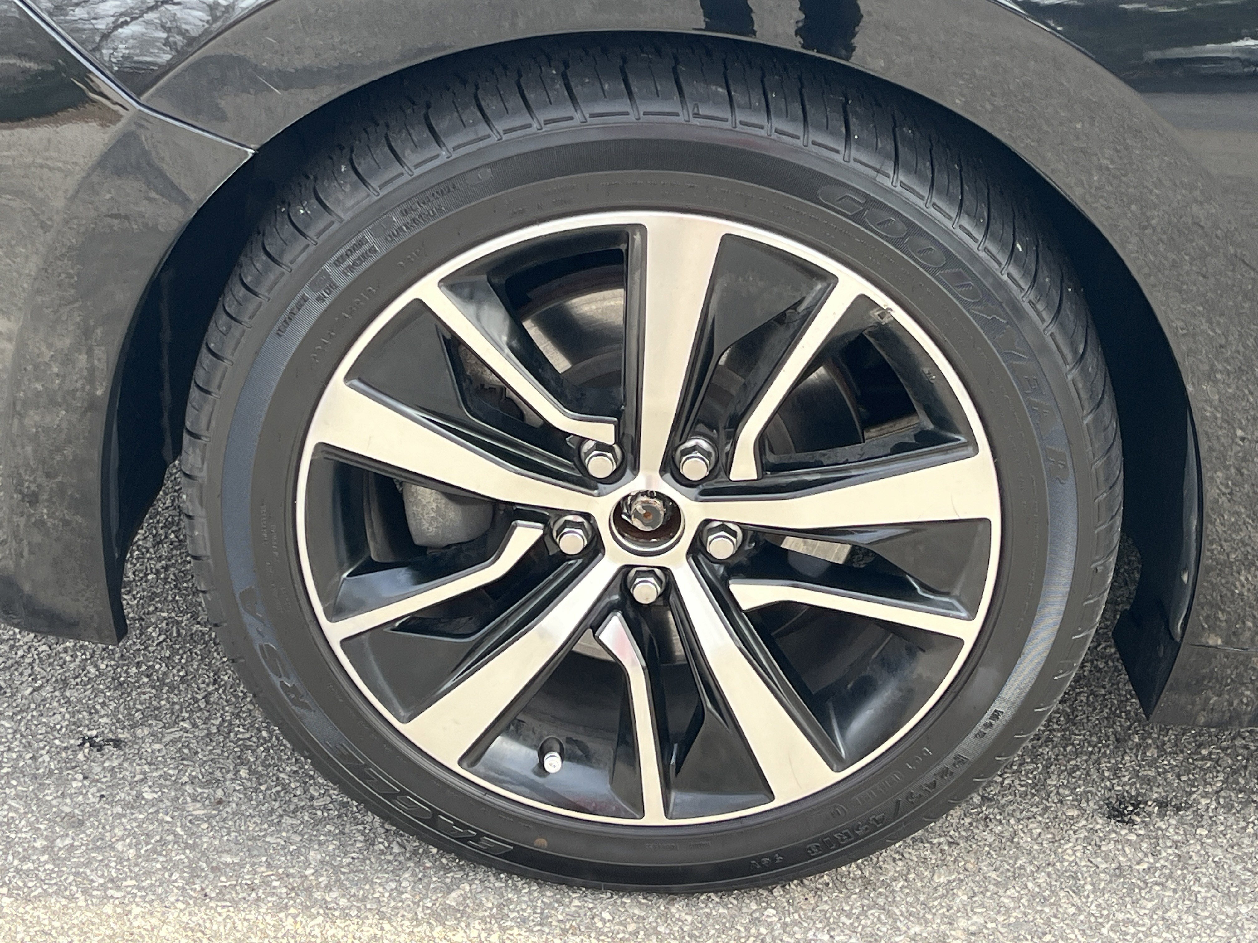 Used 2023 Nissan Maxima SV w/ Floor Mat Group image 30