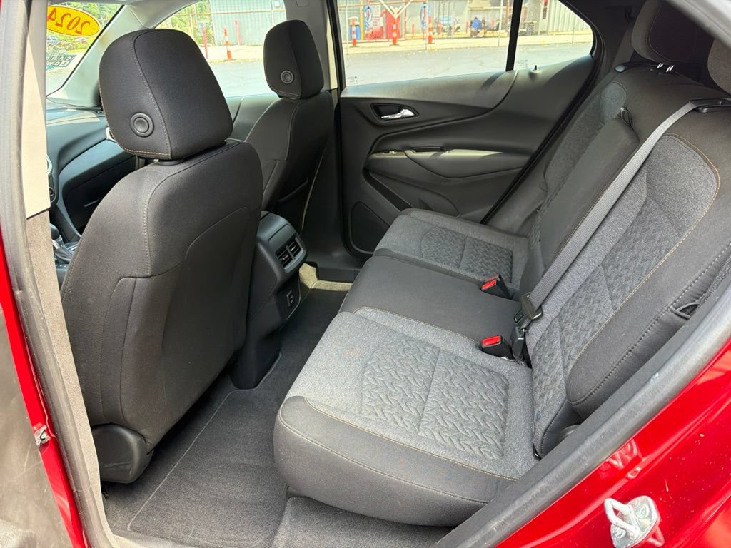 Used 2024 Chevrolet Equinox LT FWD image 11