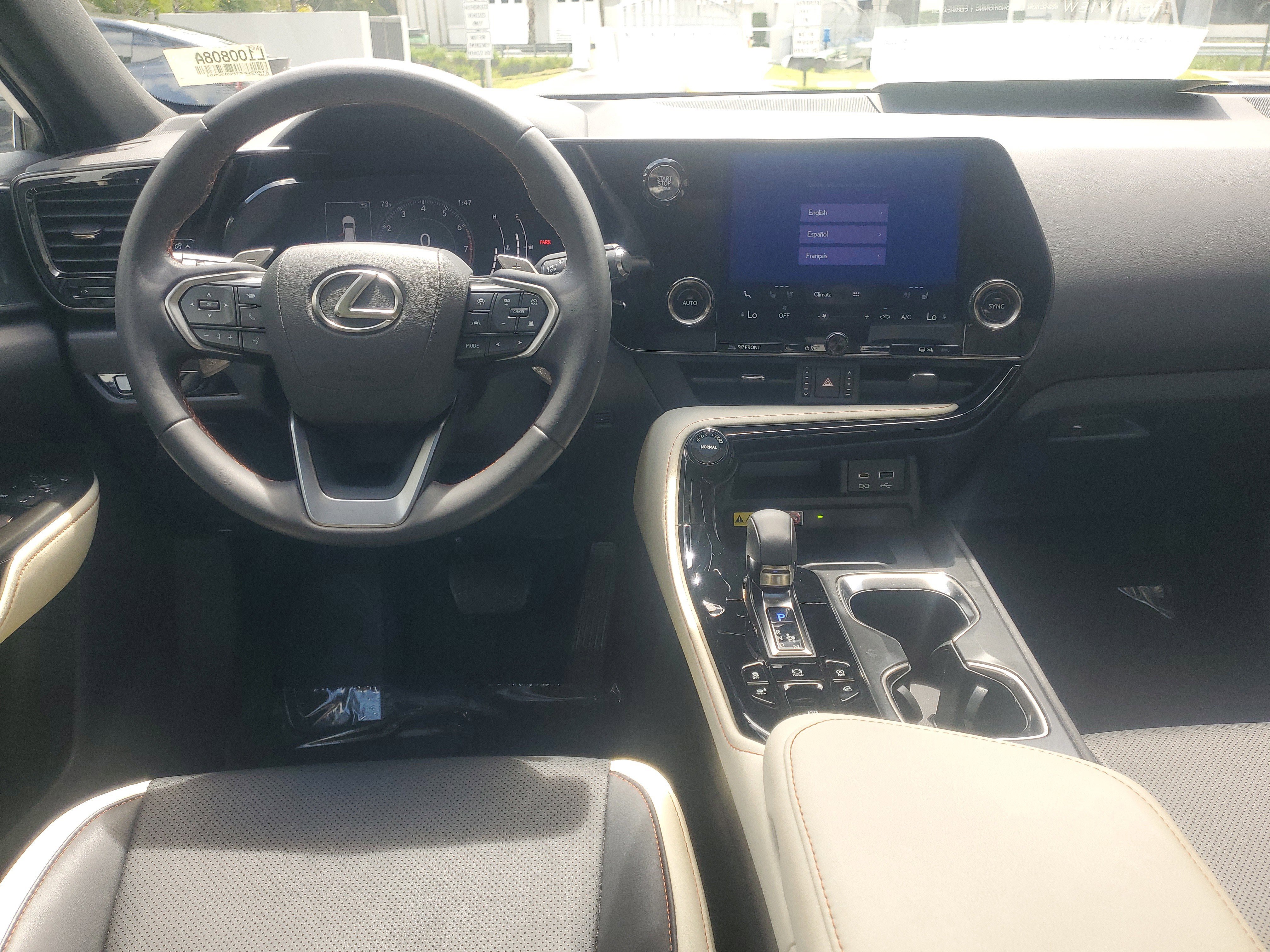 Used 2023 Lexus NX 350 AWD image 10