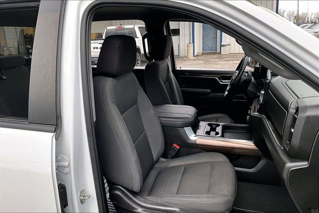 Used 2024 Chevrolet Silverado 3500 LT w/ Convenience Package image 30