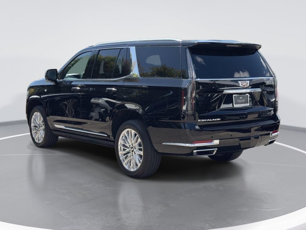 Certified 2026 Cadillac Escalade Luxury RWD image 5