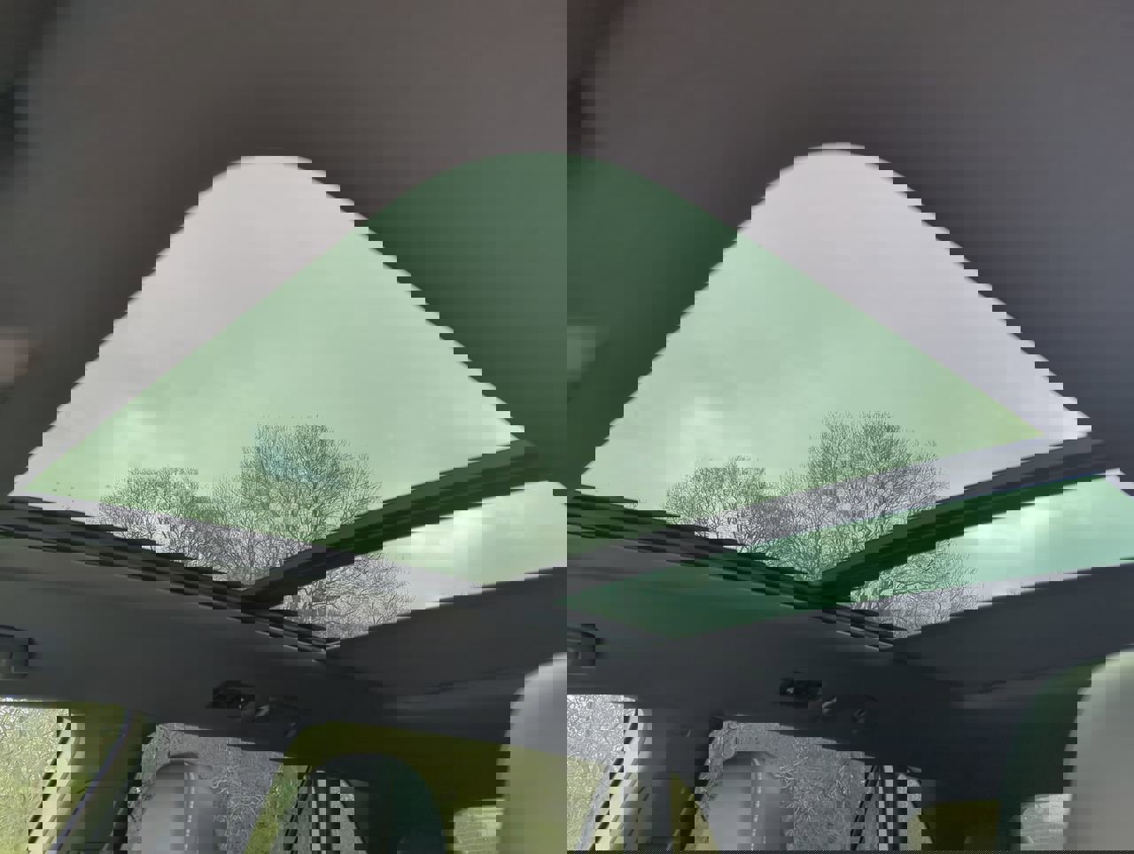 Used 2020 Volkswagen Atlas Cross Sport SEL R-Line image 18