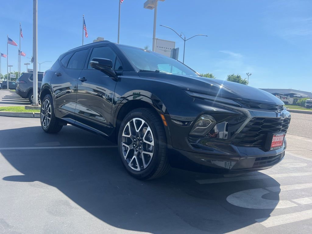 Used 2025 Chevrolet Blazer RS image 8