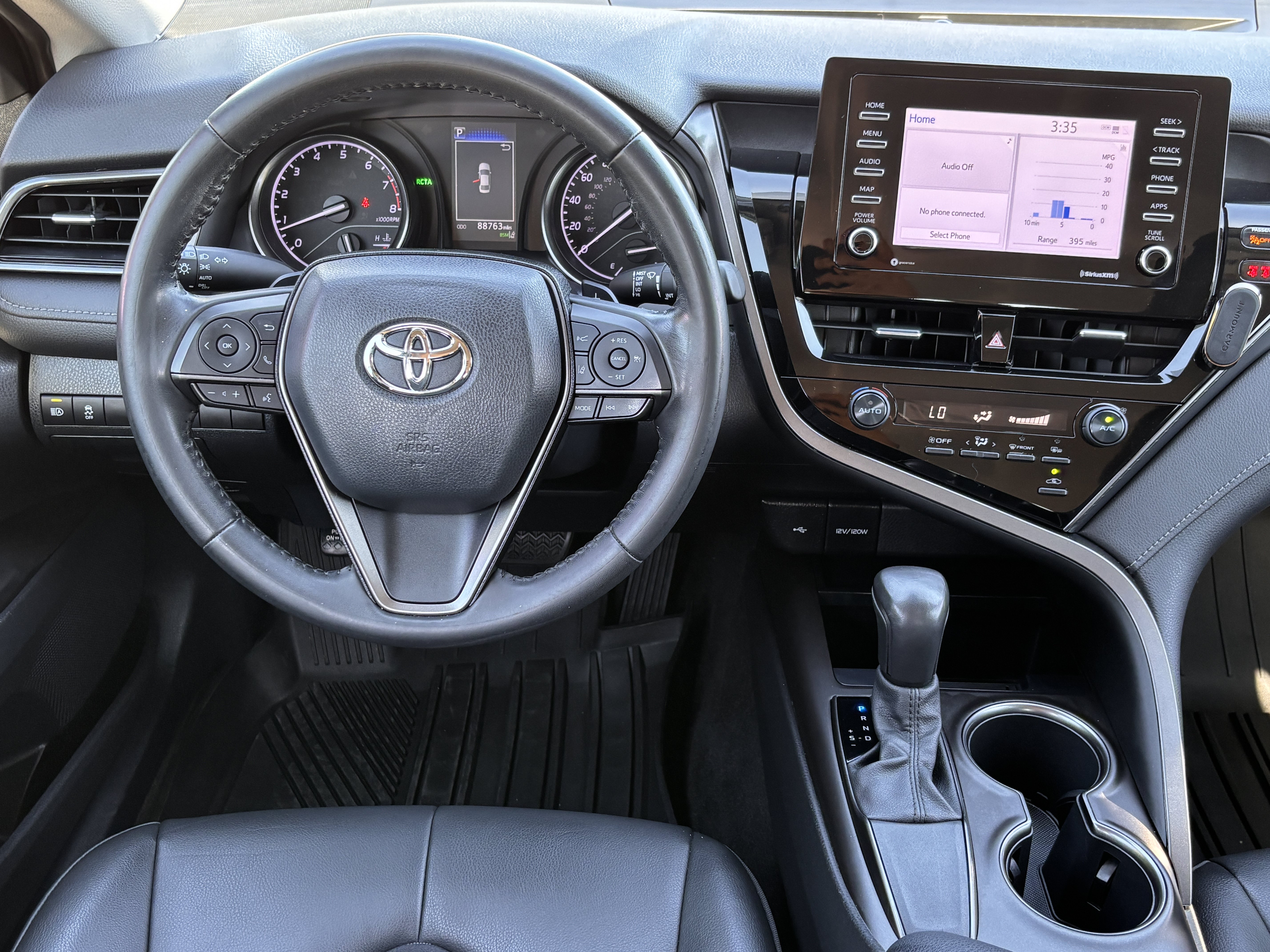 Used 2021 Toyota Camry SE w/ Convenience Package FWD image 19