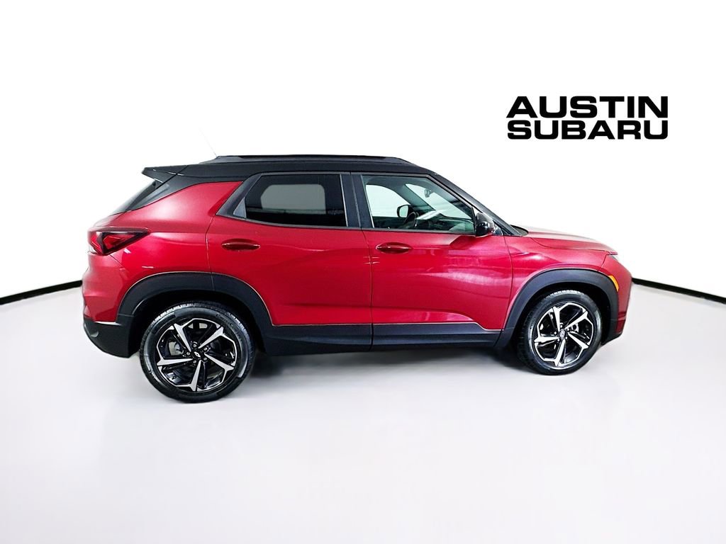 Used 2021 Chevrolet TrailBlazer RS w/ Sun and Liftgate Package image 8