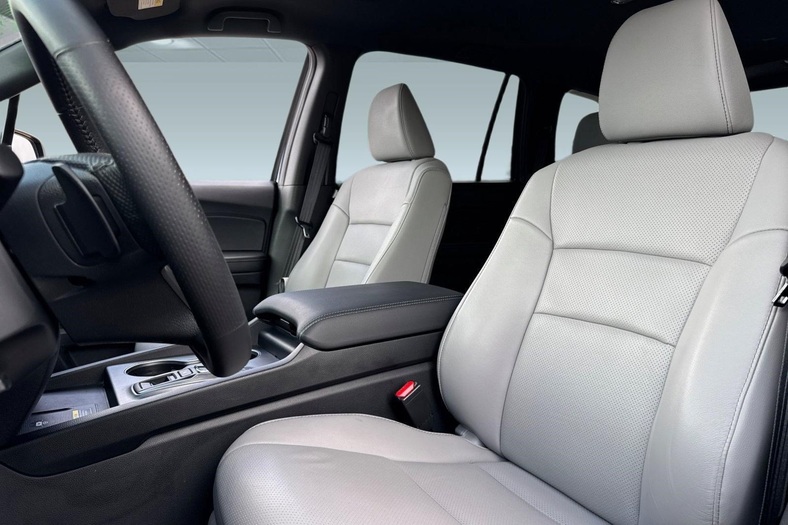 Used 2024 Honda Passport EX-L image 5
