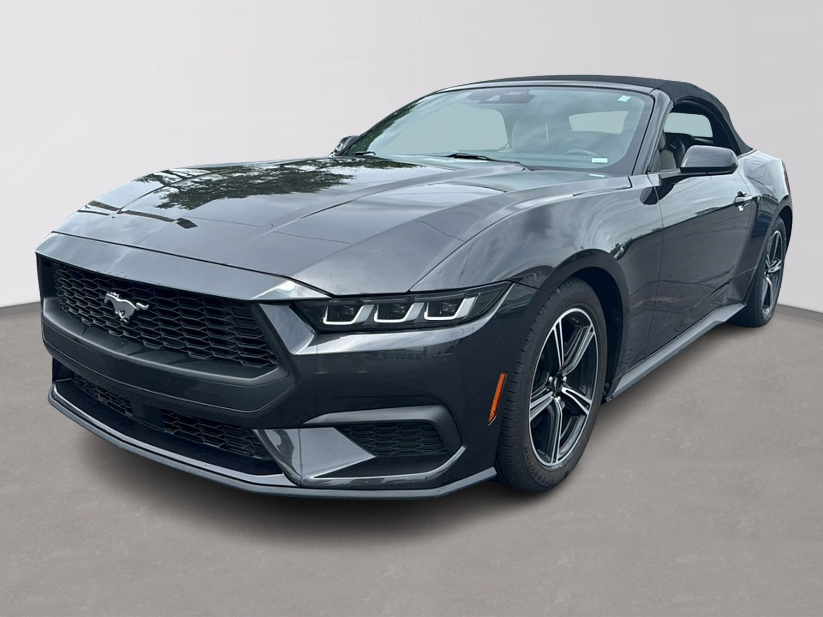 Used 2024 Ford Mustang Premium RWD image 1