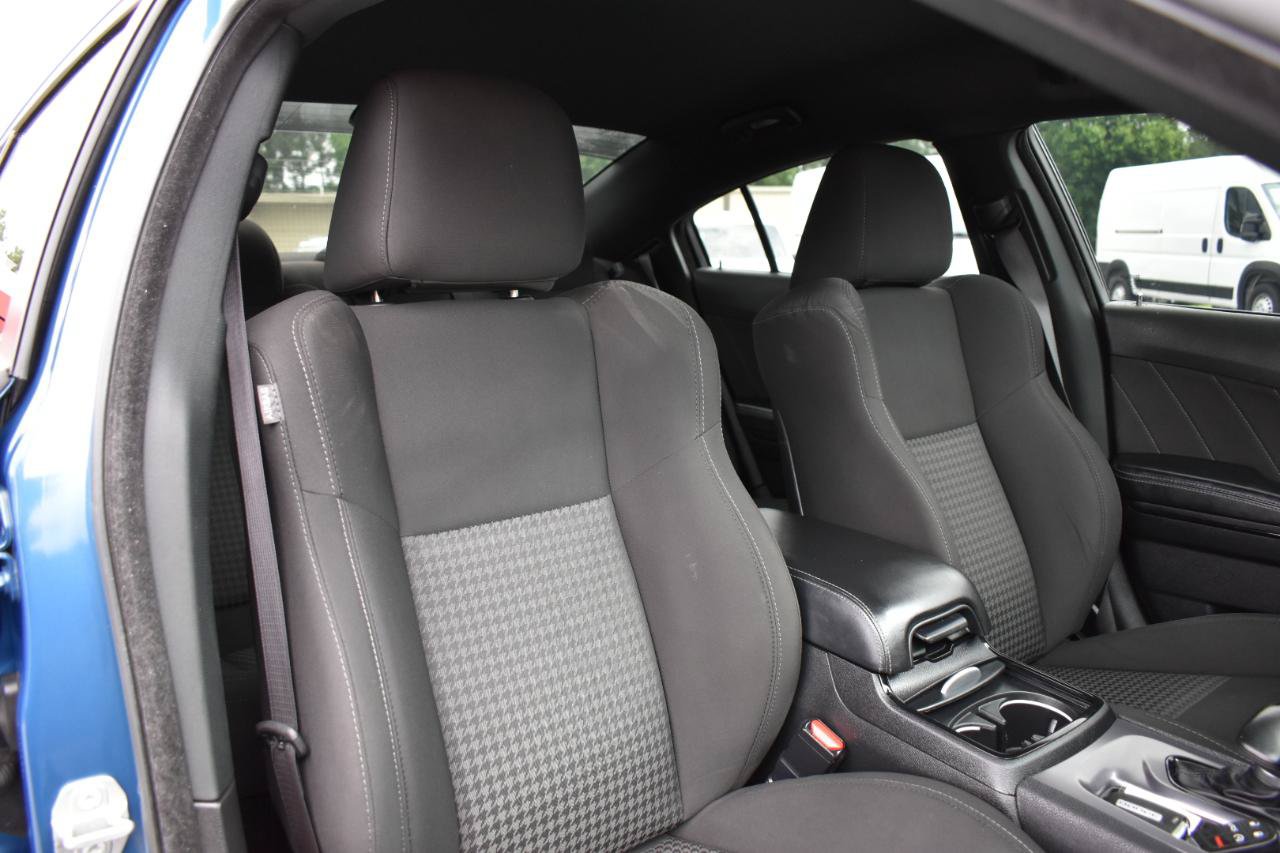 Used 2021 Dodge Charger R/T w/ Blacktop Package RWD image 28