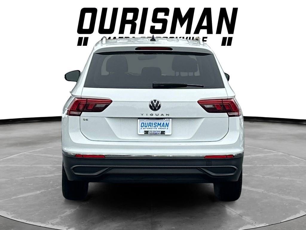 Used 2024 Volkswagen Tiguan SE image 5