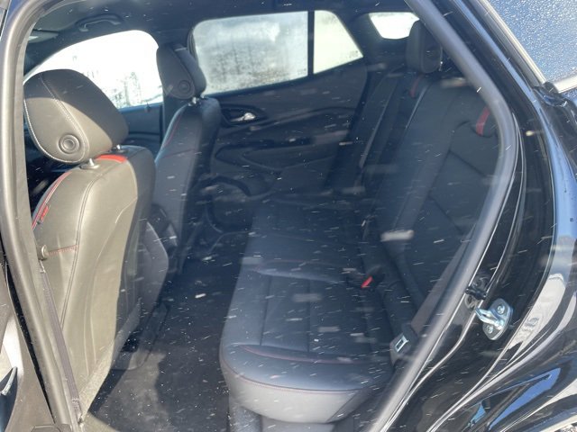 Used 2025 Chevrolet Trax RS image 9