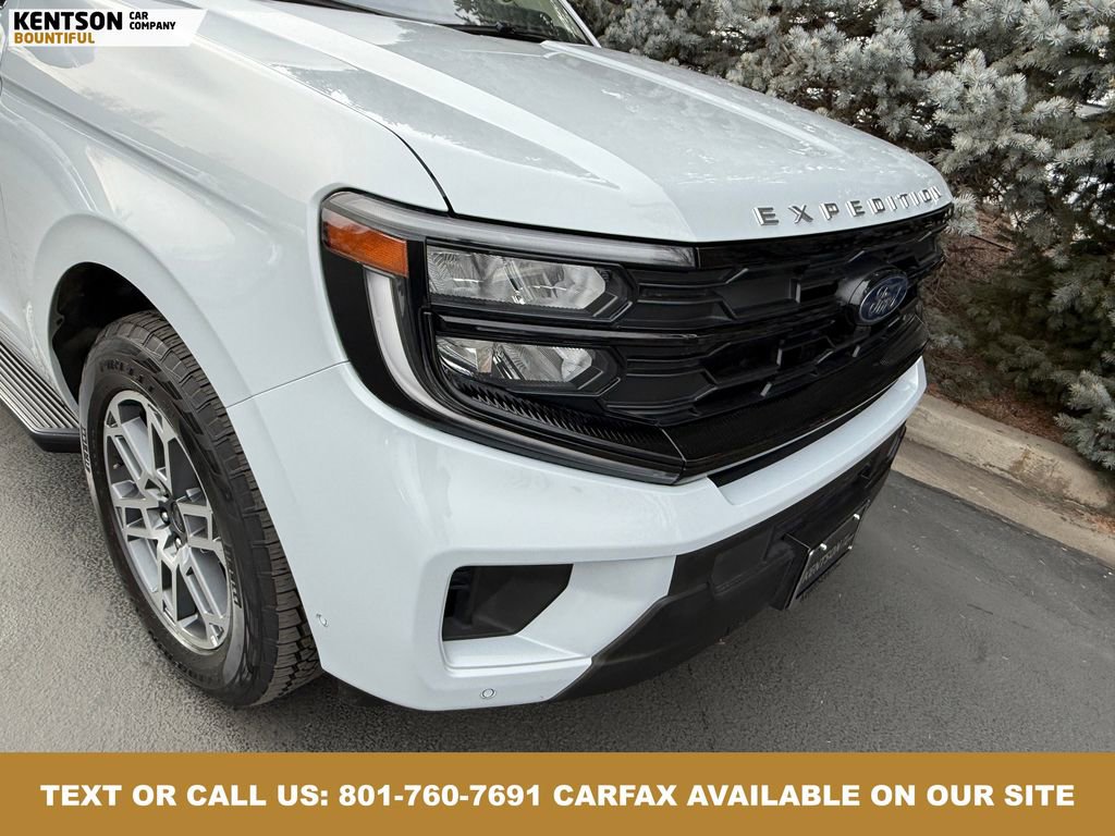 Used 2025 Ford Expedition Max Active image 15