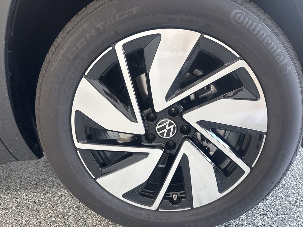 New 2026 Volkswagen Atlas SE image 9