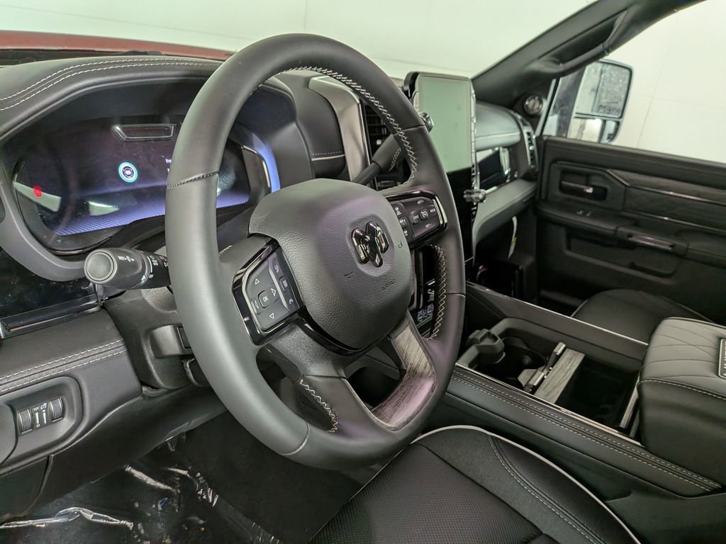 New 2026 RAM 2500 Limited AWD/4WD image 17