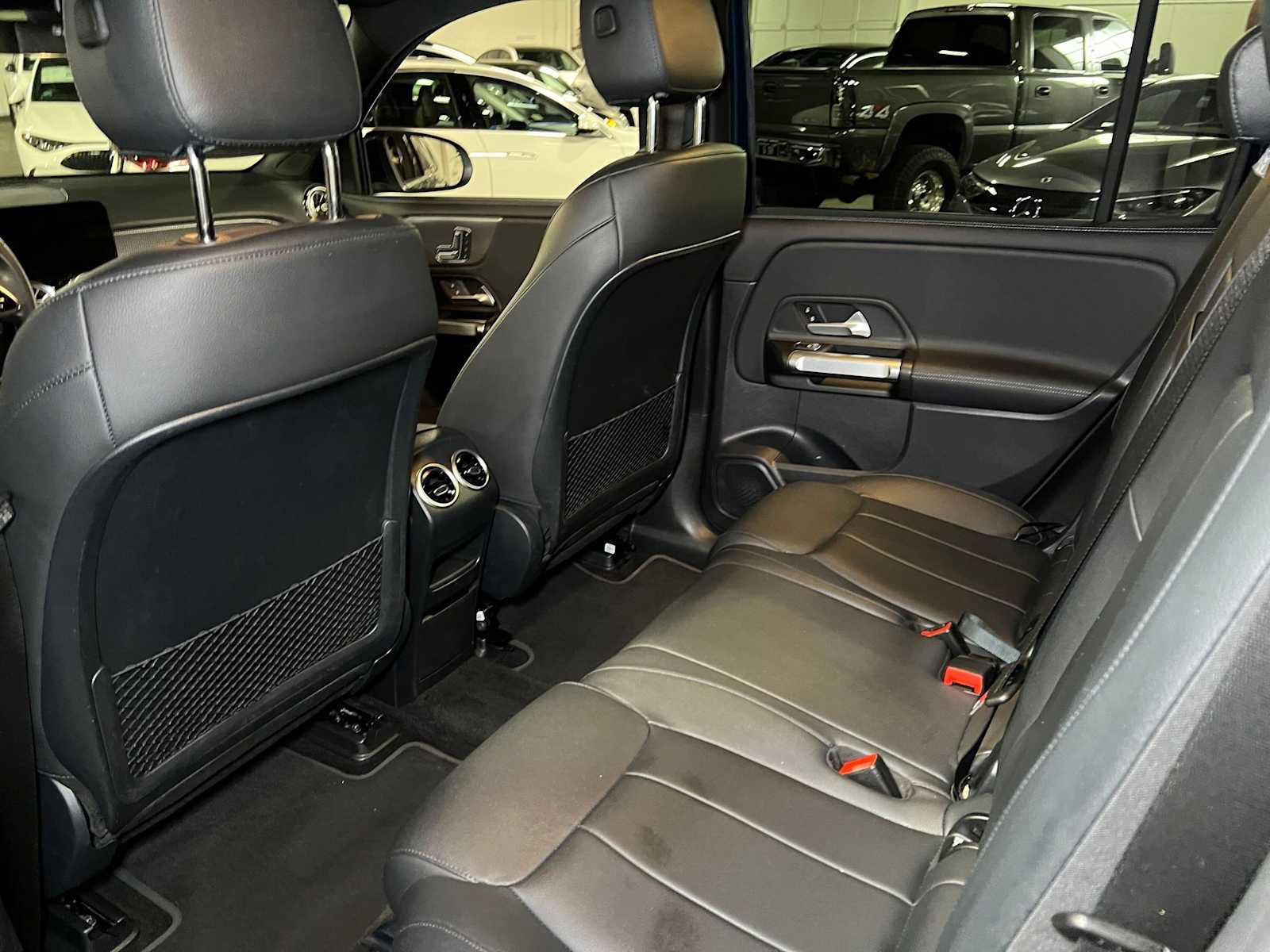 Used 2023 Mercedes-Benz EQB 250+ image 18