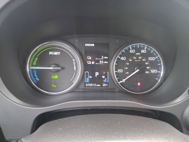 Used 2018 Mitsubishi Outlander SEL image 22