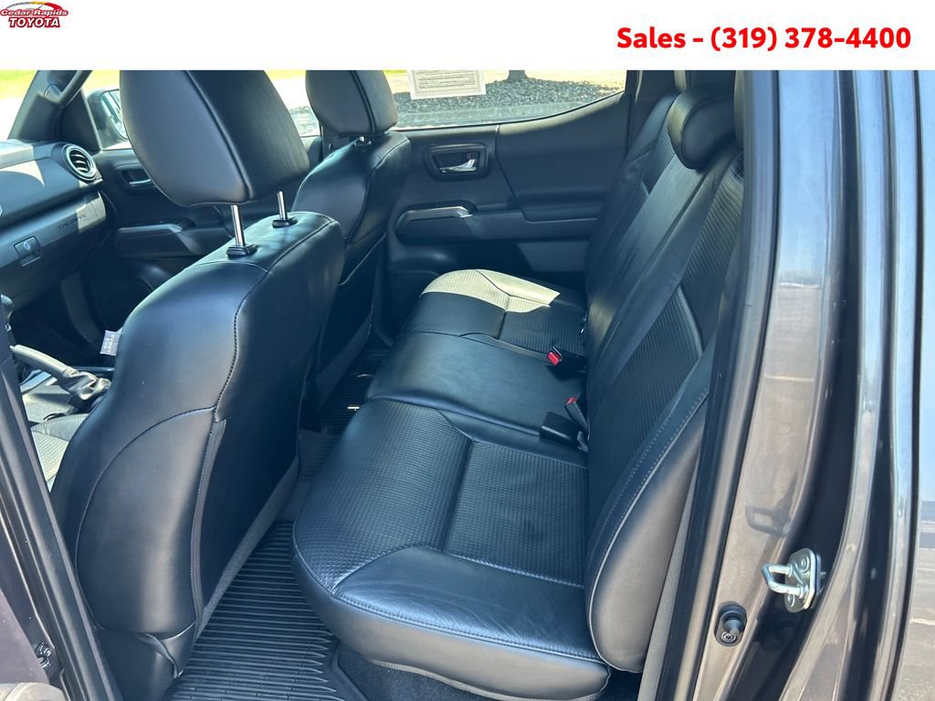 Certified 2020 Toyota Tacoma TRD Off-Road w/ TRD Premium Off Road Package AWD/4WD image 24