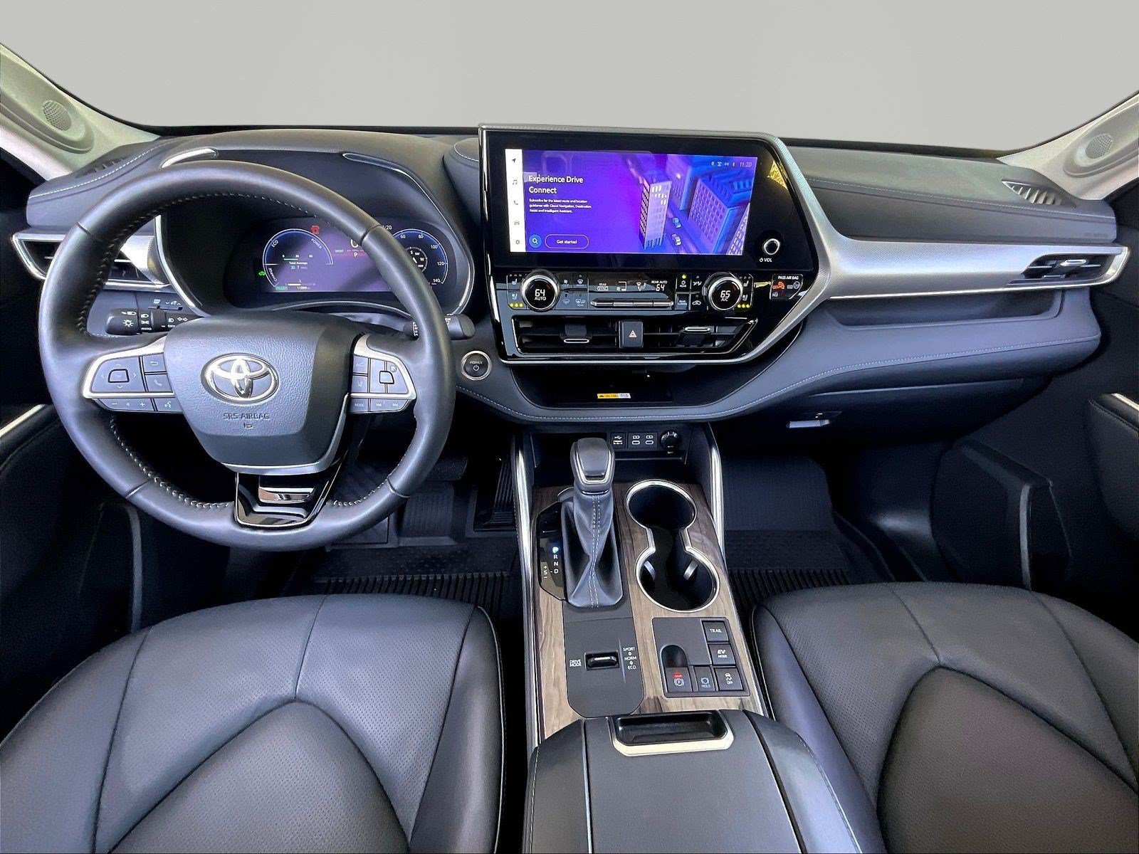 Used 2024 Toyota Highlander Platinum AWD/4WD image 7