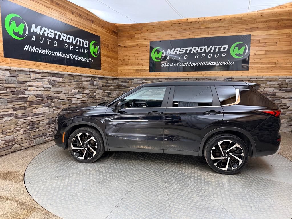 Used 2022 Mitsubishi Outlander SE AWD/4WD image 9