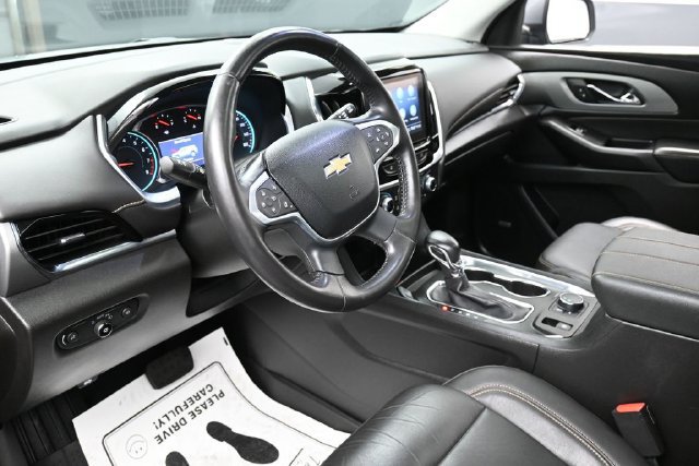 Used 2021 Chevrolet Traverse LT w/ LT Premium Package FWD image 14