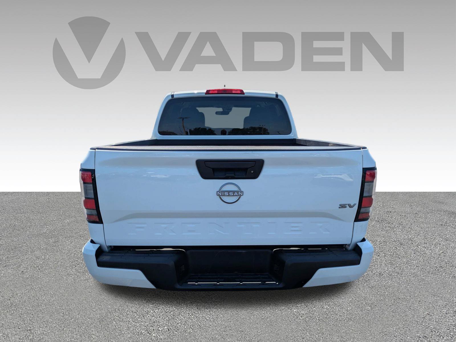 Used 2024 Nissan Frontier SV RWD image 25