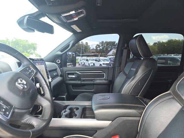 Used 2024 RAM 2500 Laramie w/ Night Edition AWD/4WD image 11