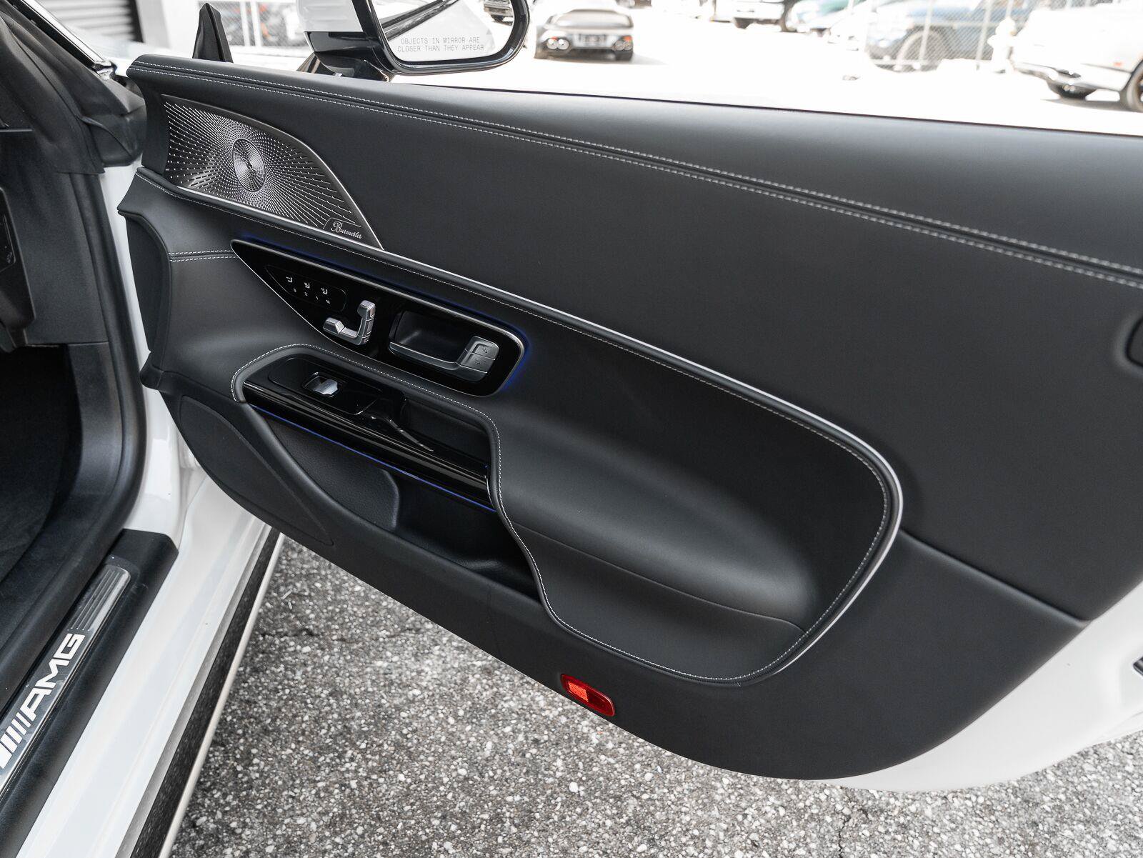 Used 2023 Mercedes-Benz SL 43 AMG image 39