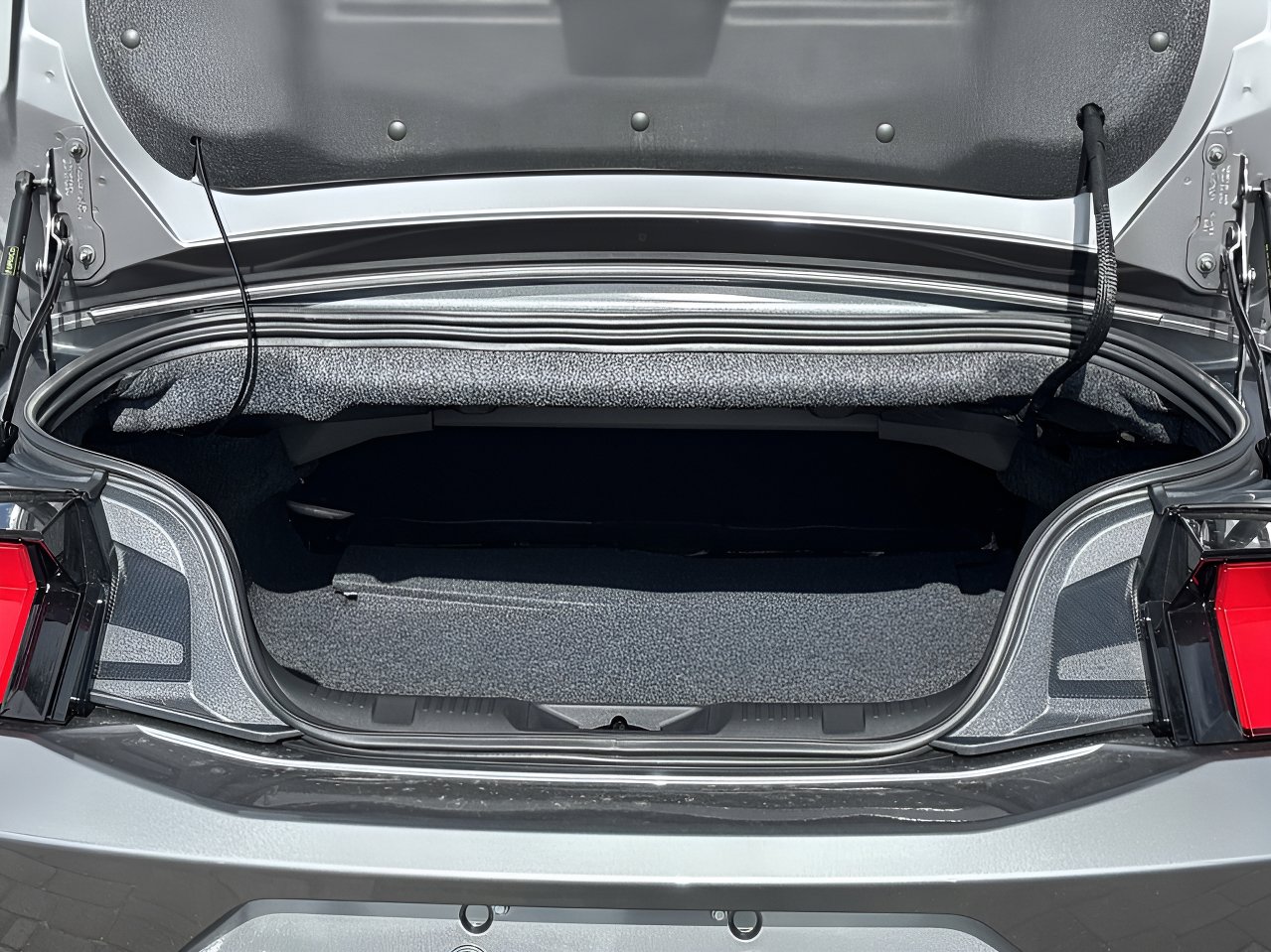 New 2025 Ford Mustang Premium image 33