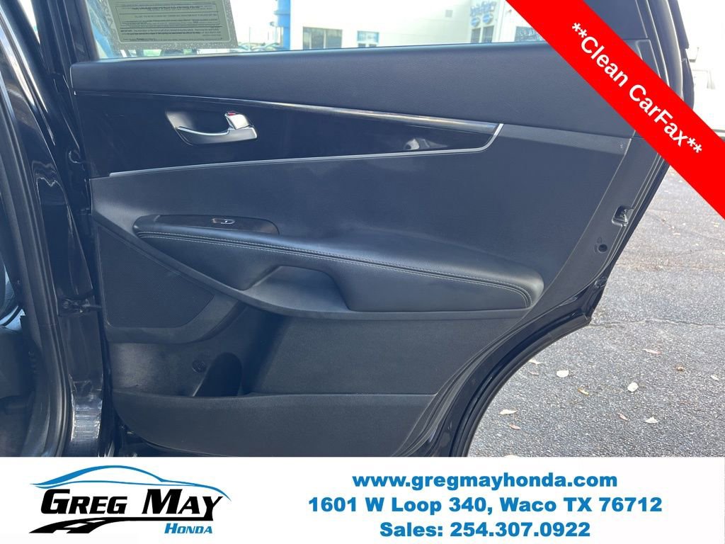 Used 2018 Kia Sorento LX image 13