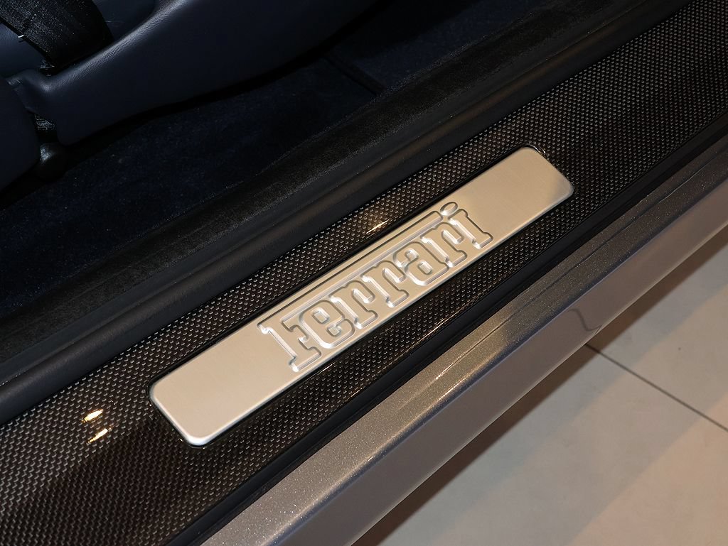 Used 1999 Ferrari 550 Maranello Coupe RWD image 61