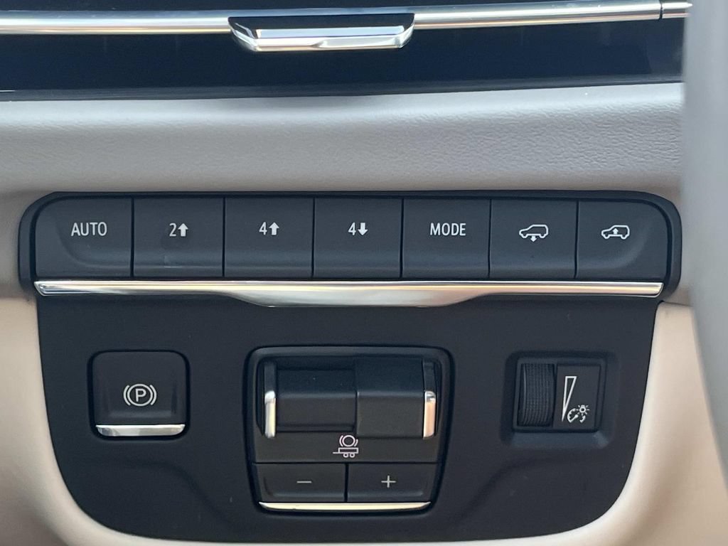 Used 2025 Cadillac Escalade Sport Platinum AWD/4WD image 44