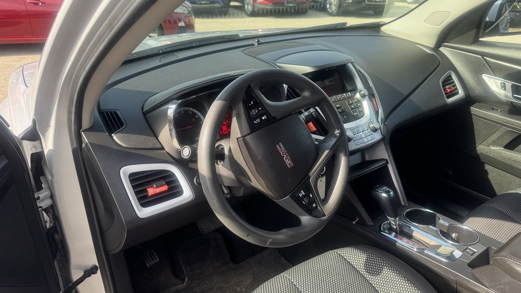 Used 2017 GMC Terrain SLE FWD image 15