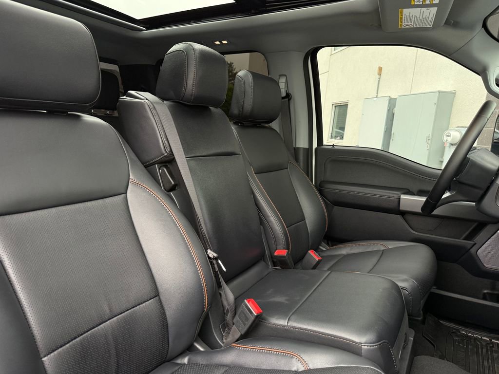Used 2026 Ford F350 Lariat w/ Black Appearance Package AWD/4WD image 27