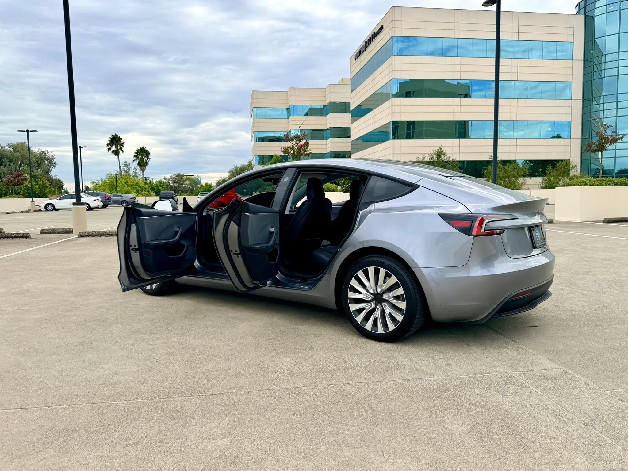 Used 2025 Tesla Model 3 Long Range RWD image 53