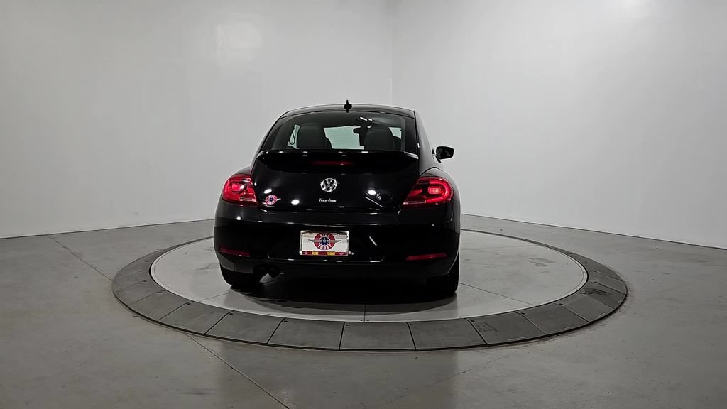 Used 2016 Volkswagen Beetle 1.8T FWD image 4