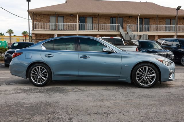 Used 2018 INFINITI Q50 Luxe w/ Cargo Package (L95) RWD image 16