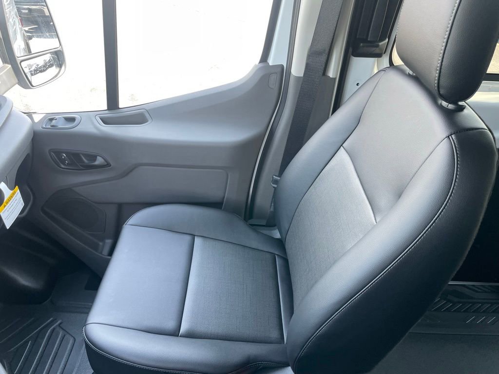 New 2026 Ford Transit 350 148 Medium Roof AWD image 22