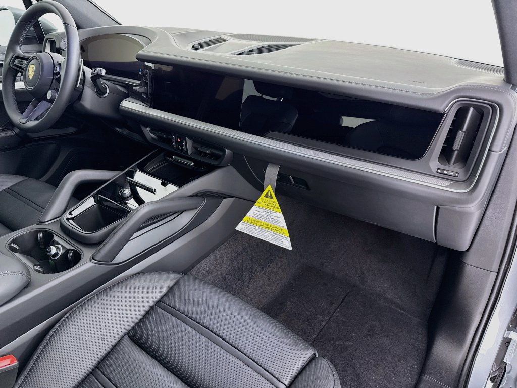 New 2026 Porsche Cayenne AWD/4WD image 30