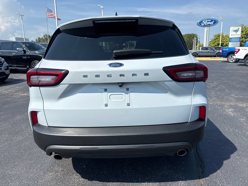Used 2025 Ford Escape ST-Line FWD image 8