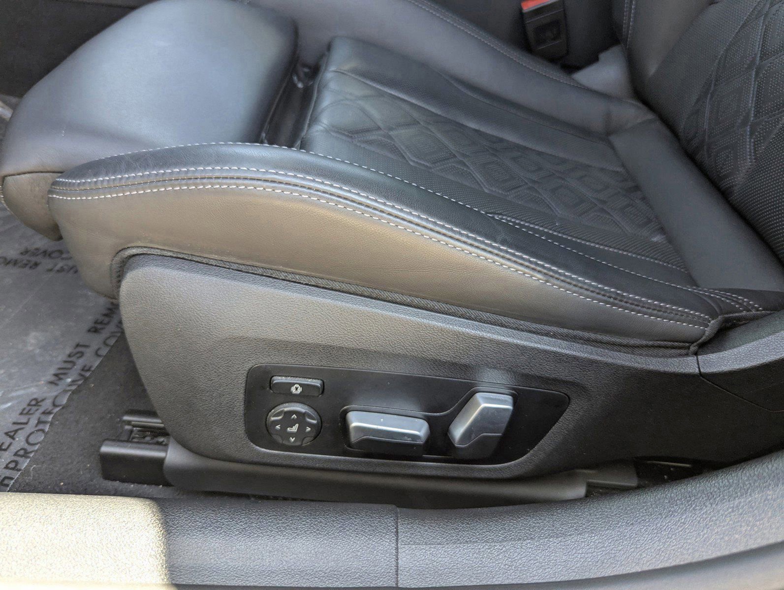 Used 2023 BMW M8 Gran Coupe xDrive Competition w/ M Carbon Exterior Package image 22